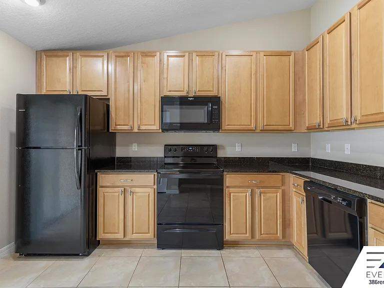 25 Louisville Dr #A — Photo 15