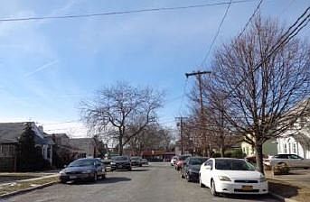 2nd image of 839 Lincoln Ave