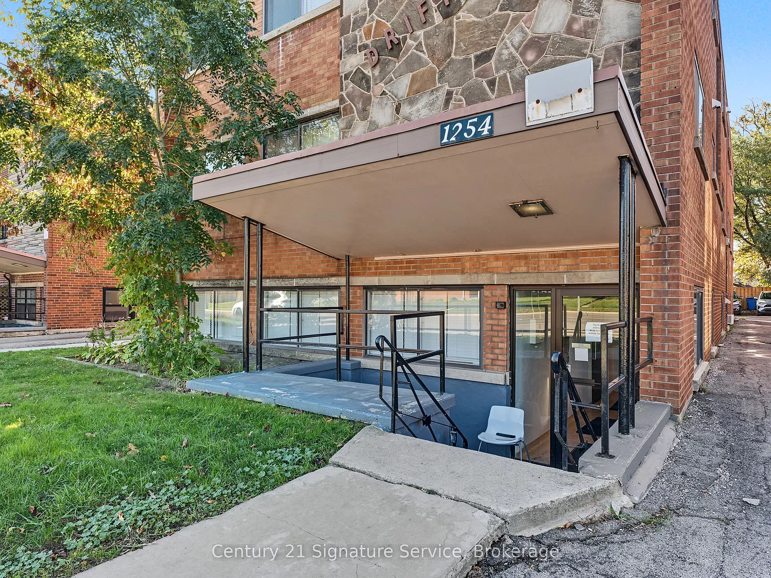 1 bed, $1,795 — Photo 3