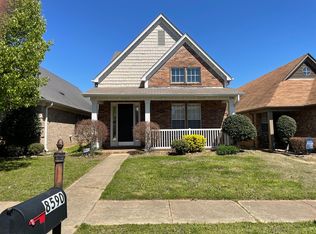 8590 Shady Elm Dr, Cordova, TN 38018
