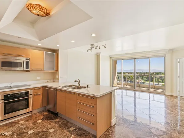 322 Karen Ave Unit 903, Las Vegas, NV 89109