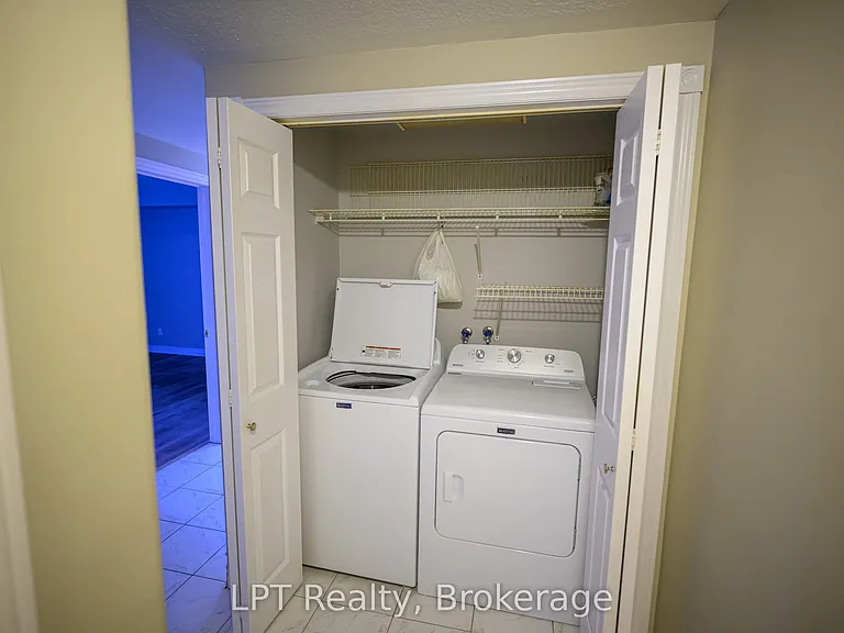 317 Queen St #103 — Photo 15