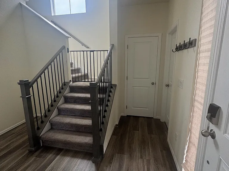 956 Gooseberry Ct — Photo 11