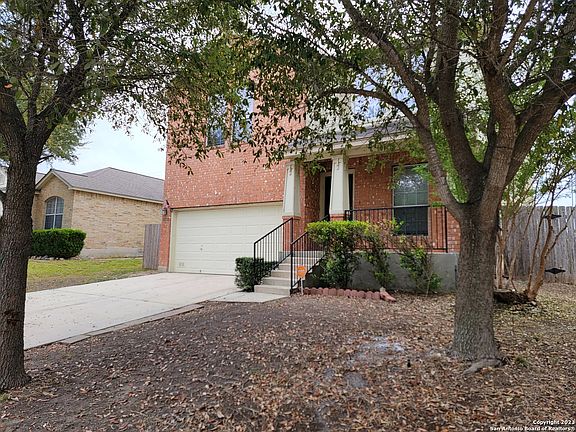 3rd image of 10382 Oakwood Crest