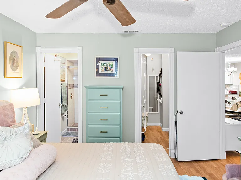4633 Summerwind Dr — Photo 17