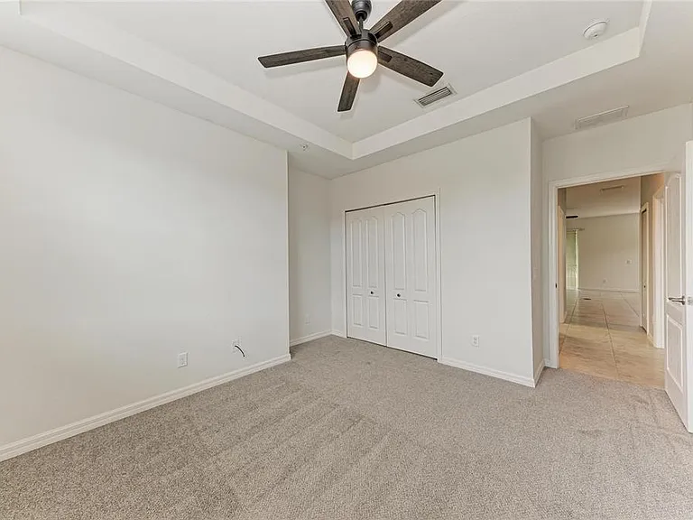 8143 Miramar Way #8143 — Photo 32