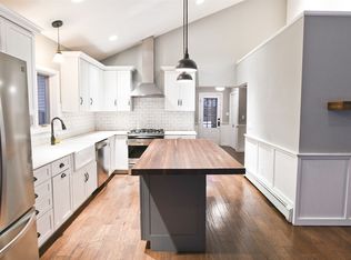 415 Kalamazoo Ave, Petoskey, MI 49770