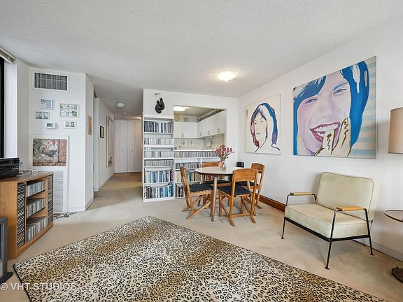 5th image of 3660 N Lake Shore Dr APT 3705
