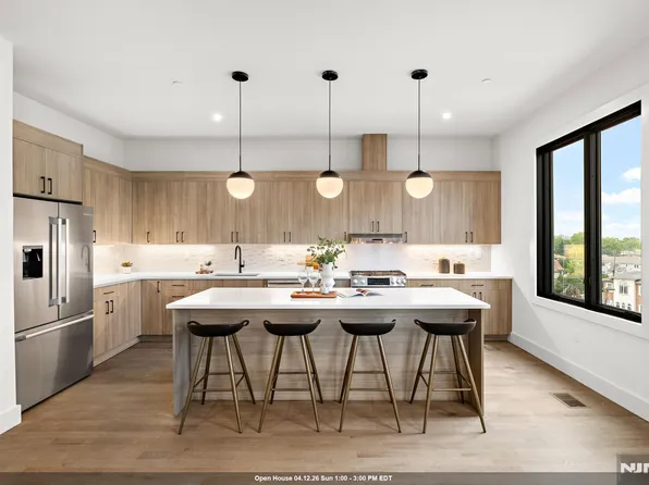 240 Columbia Ave, Fort Lee, NJ 07024