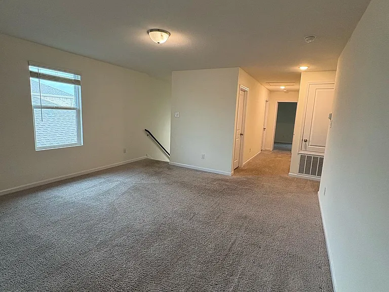 408 Forest St — Photo 27