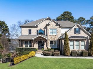 12215 Belvoir Ln, Alpharetta, GA 30009