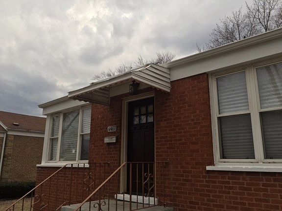 4th image of 12700 S Elizabeth St