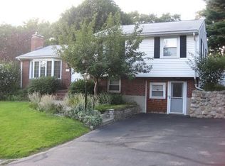 11 Hillcrest Rd, Norwood, MA 02062