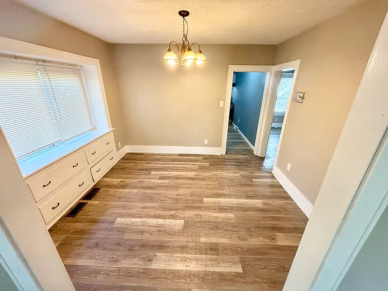2576 Graham Rd — Photo 6