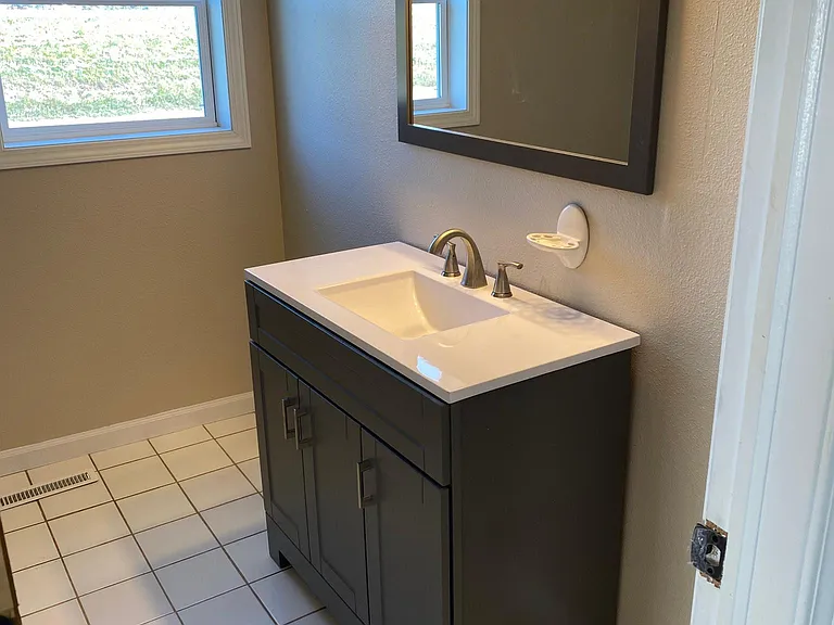846 E Dunham Ave — Photo 11