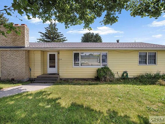 2nd image of 425 Horrocks Dr