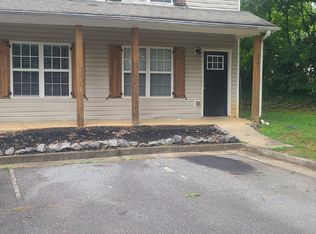 119 Lilli Ln, Woodstock, GA 30188