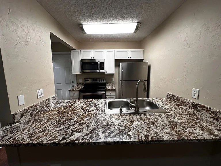 797 Timberway Ct — Photo 9