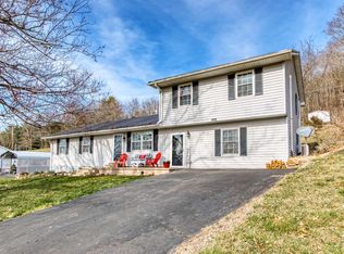 2198 Fire Tower Rd, Christiansburg, VA 24073