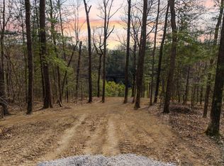 48 Venue Way, Zoe, KY 41397