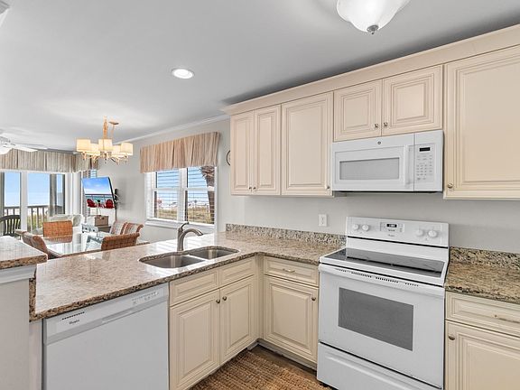 5th image of 2405 S Ocean Blvd. #101