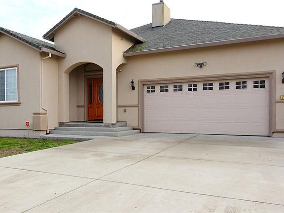 3rd image of 740 Claire Ave