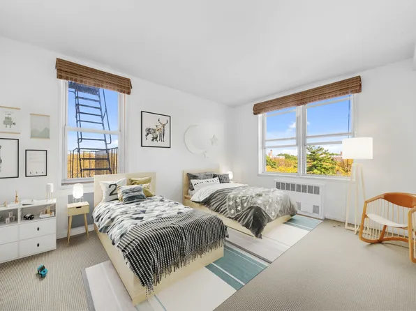 2711 Avenue X image 8 of 10