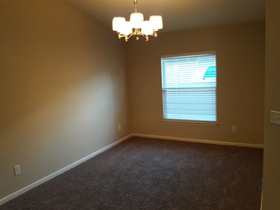 5th image of 2831 Southhampton Drive Middleburg
