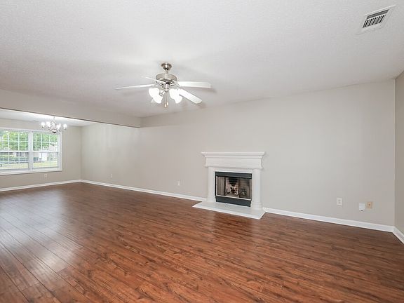 4th image of 3363 Newtons Crest Cir