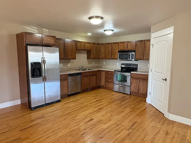 1133 N 14th Ave #101-108 — Photo 3