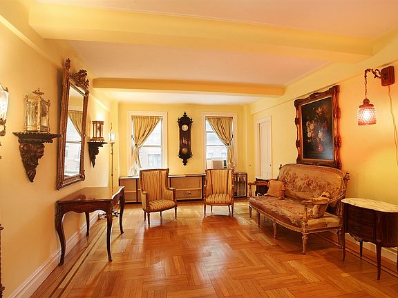 2nd image of 145 W 79th St APT 7-B