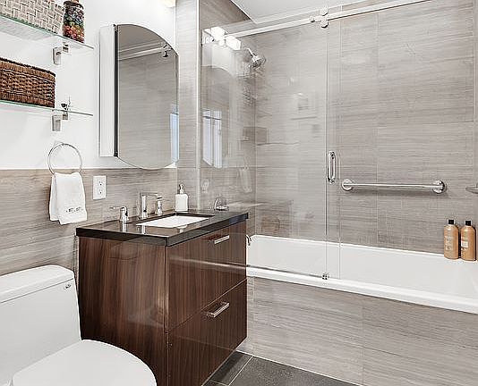 4th image of 253 4th Ave Unit 2C