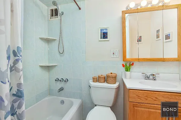 Sold by Bond New York | media 6