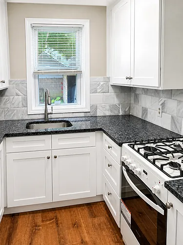 35 Pinehurst Ave #1 Photo 1 35 Pinehurst Ave #1 Photo 1