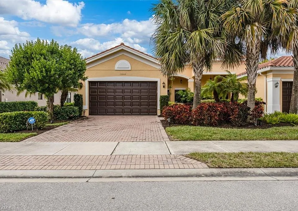 13553 Coronado Dr