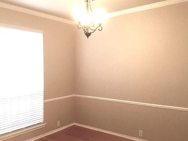 131 Julian Dr — Photo 5