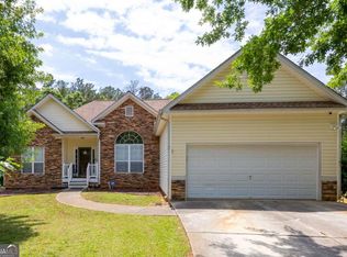 310 Hillcrest Dr, Hiram, GA 30141