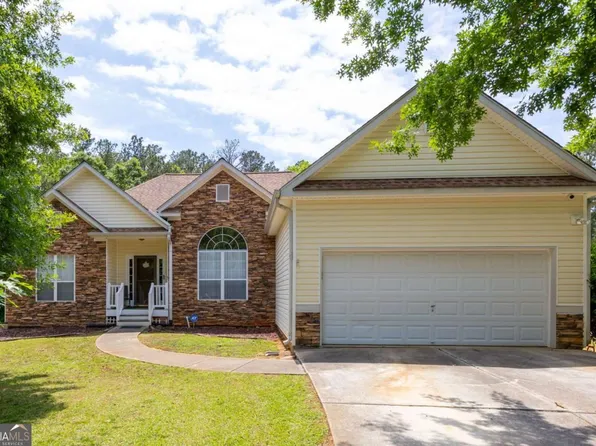 310 Hillcrest Dr, Hiram, GA 30141