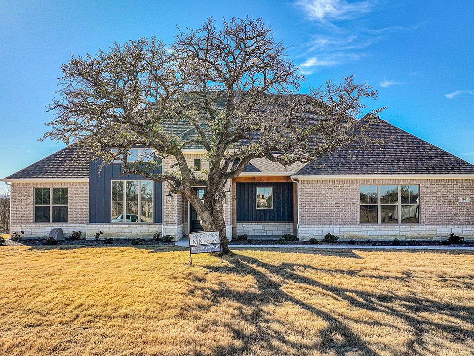 1st image of 1001 Deer Island Ct