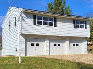 393 Parry Ave, Mansfield, OH 44905