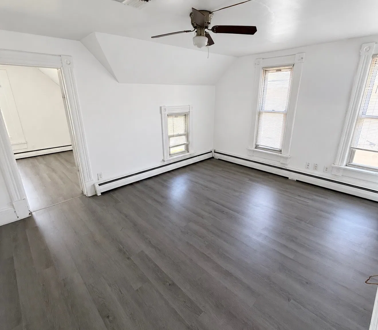 2 bed, 750 sqft, $850 — Photo 2