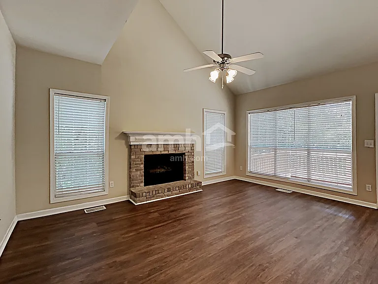 2687 McGuire Dr NW — Photo 7