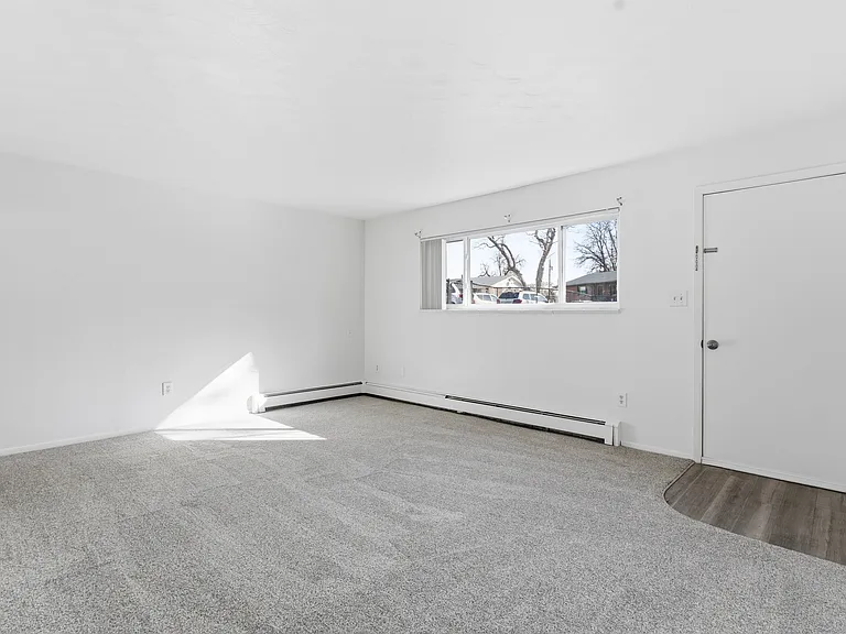 1112 Gard Pl #2 — Photo 7