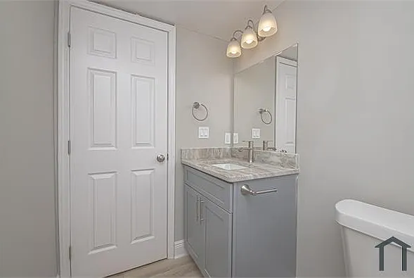 311 Pennsylvania Ave — Photo 10