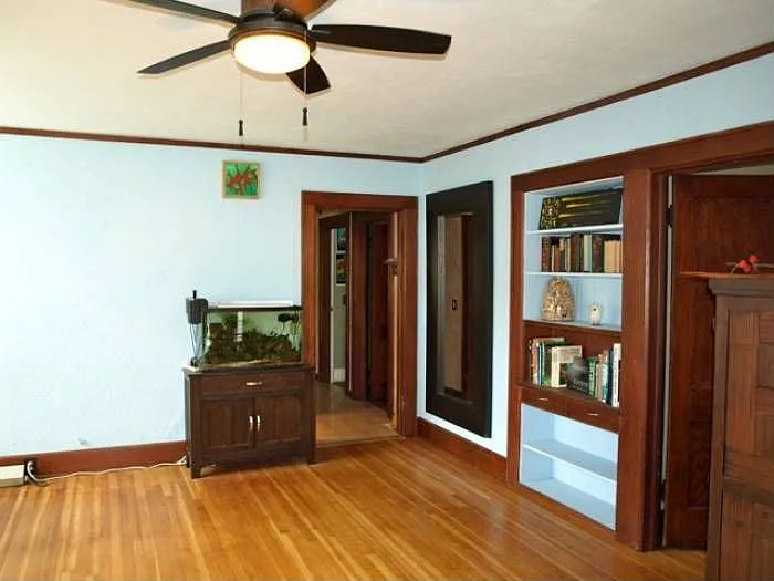4070 Royal Ave photo 1