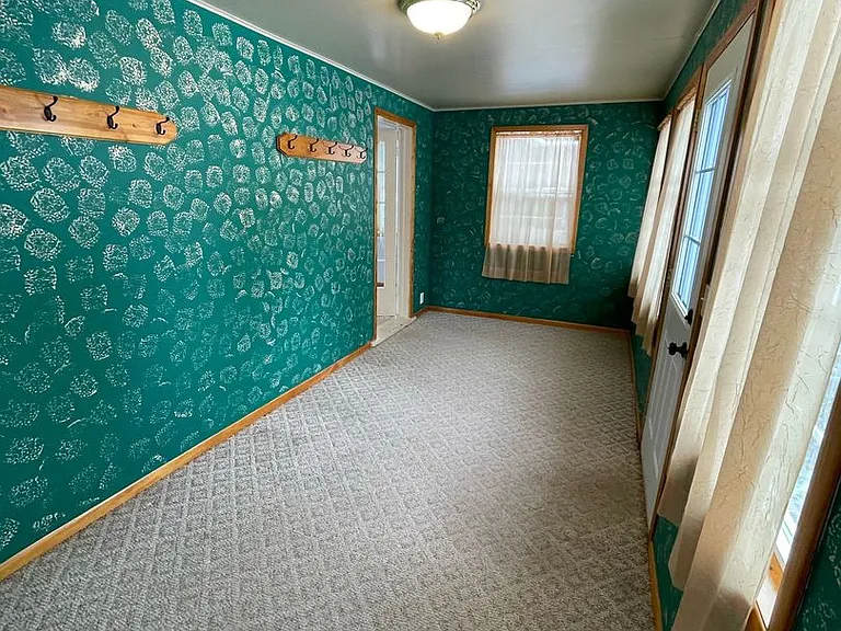 401 E Front St — Photo 17