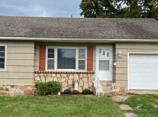 305 E Main St, Odessa, MO 64076