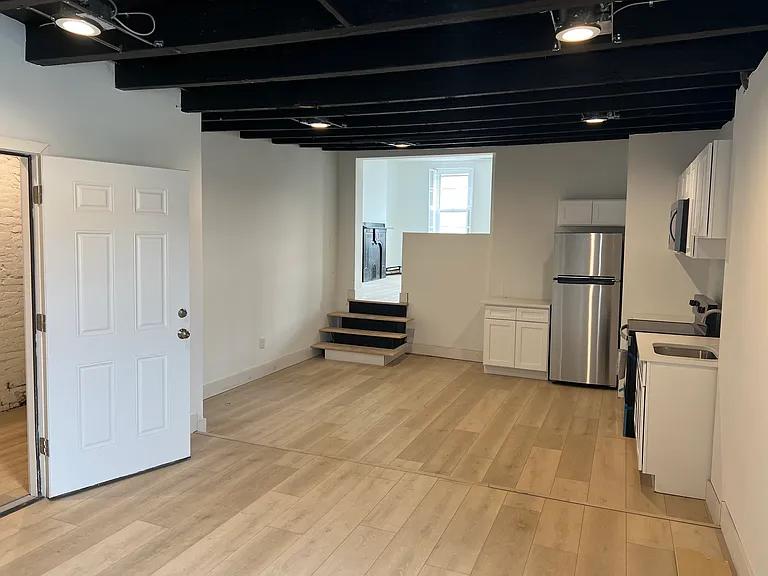 2604-06 E Lehigh Ave #4 — Photo 7