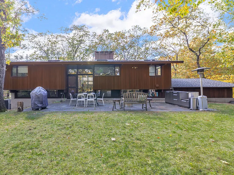 134 Rangeley Rd — Photo 20