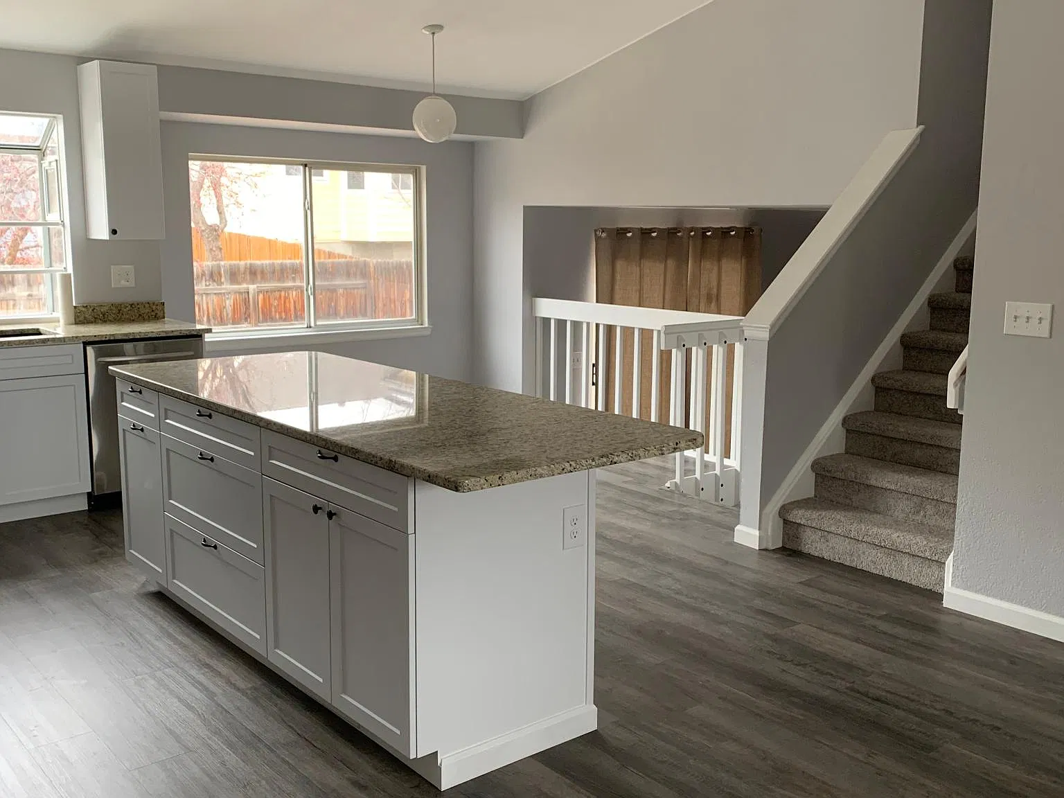 3 bed, 1433 sqft, $3,000 — Photo 4